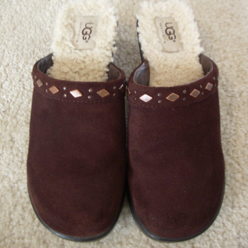 Women's Fiona UGG Australia Brown Suede Clogs